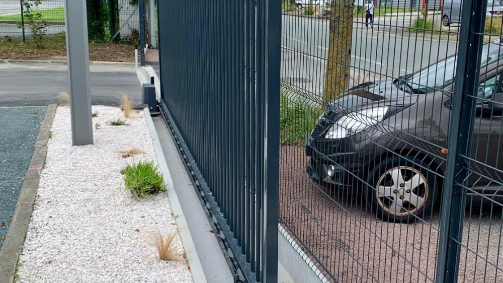 Aménagement de l'entrée de l'agence Allez et Cie à Rochefort sur Mer.jpg