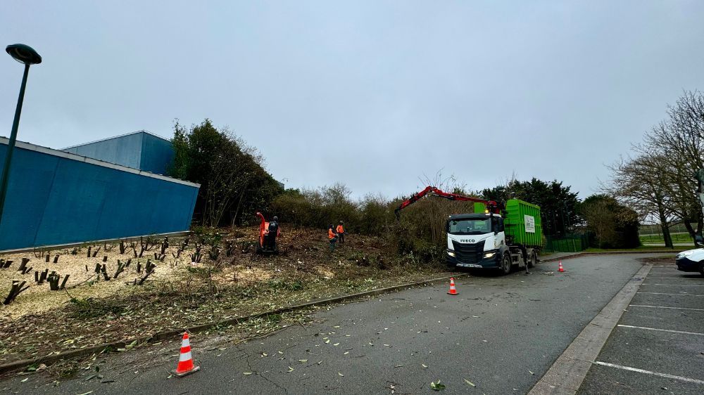 sem -  Mise à blanc de talus à Plaisir 3.jpg